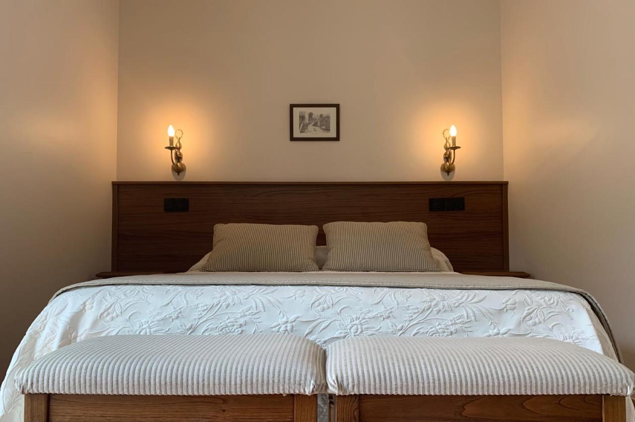 ארנאס דה קבראלס Hotel Villa De Cabrales מראה חיצוני תמונה