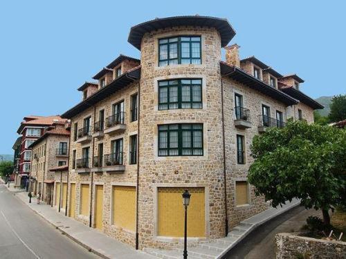 ארנאס דה קבראלס Hotel Villa De Cabrales מראה חיצוני תמונה